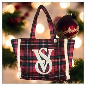 NWT Victoria's Secret Red and Black Tartan Tote 2 day sale​